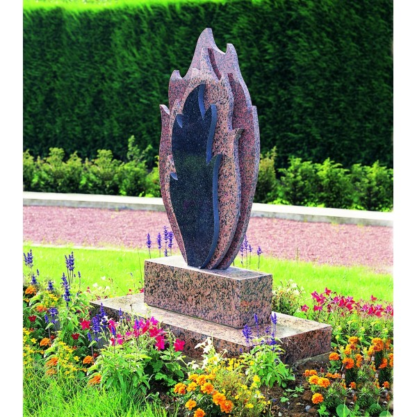 Stèle en granit - Modèle Flamme - Sansone Collectivités